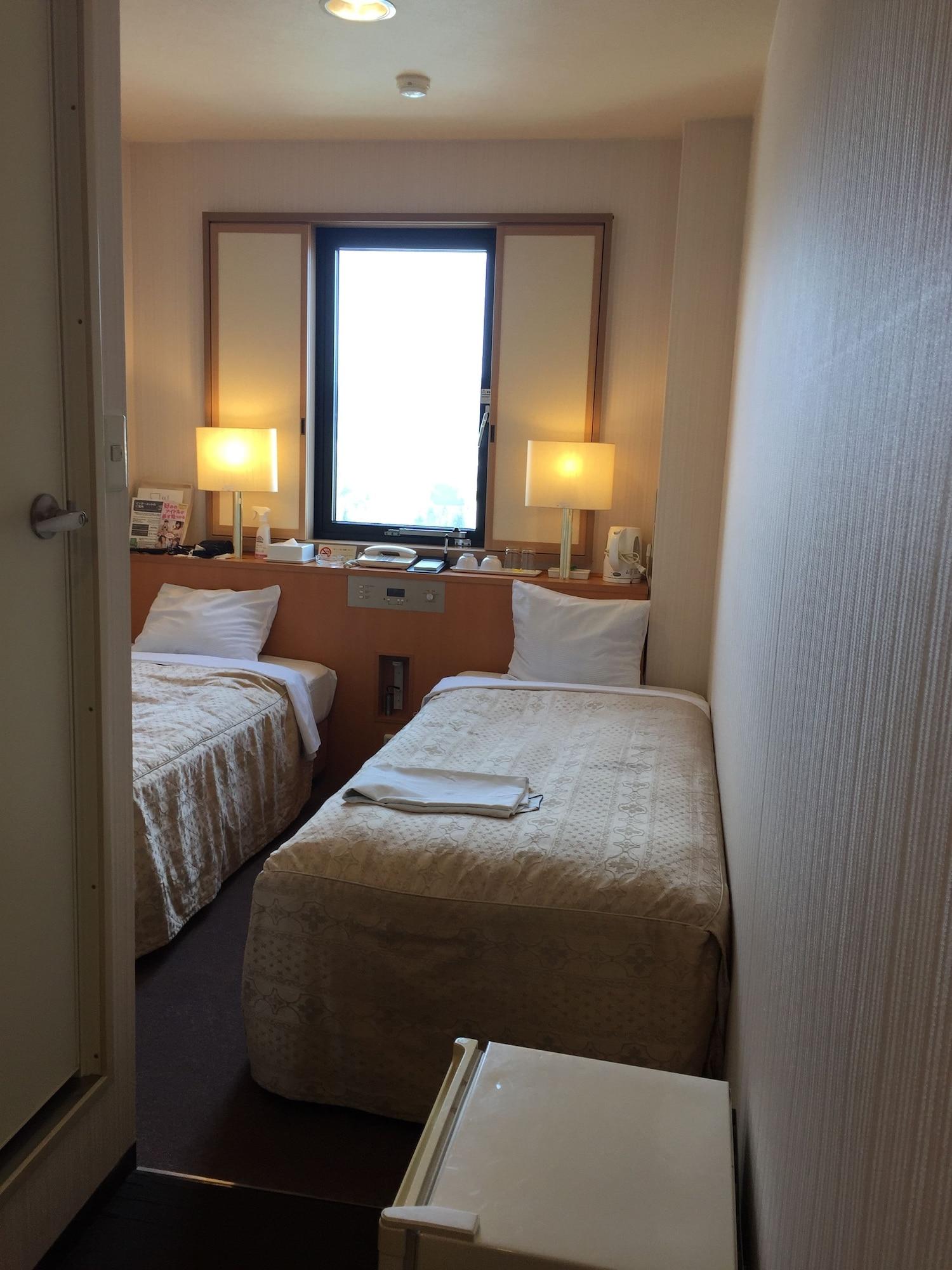 Hotel Crown Hills Toyokawa Екстер'єр фото