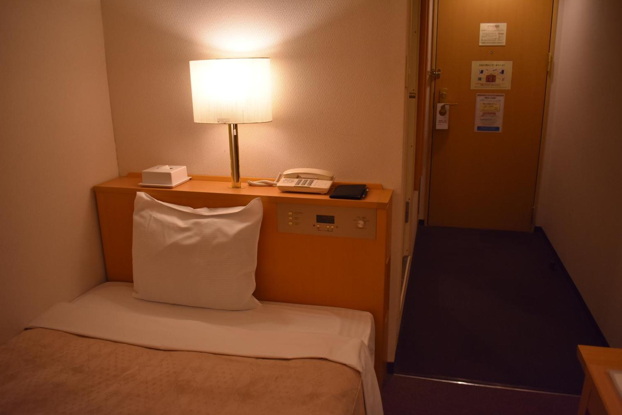 Hotel Crown Hills Toyokawa Екстер'єр фото